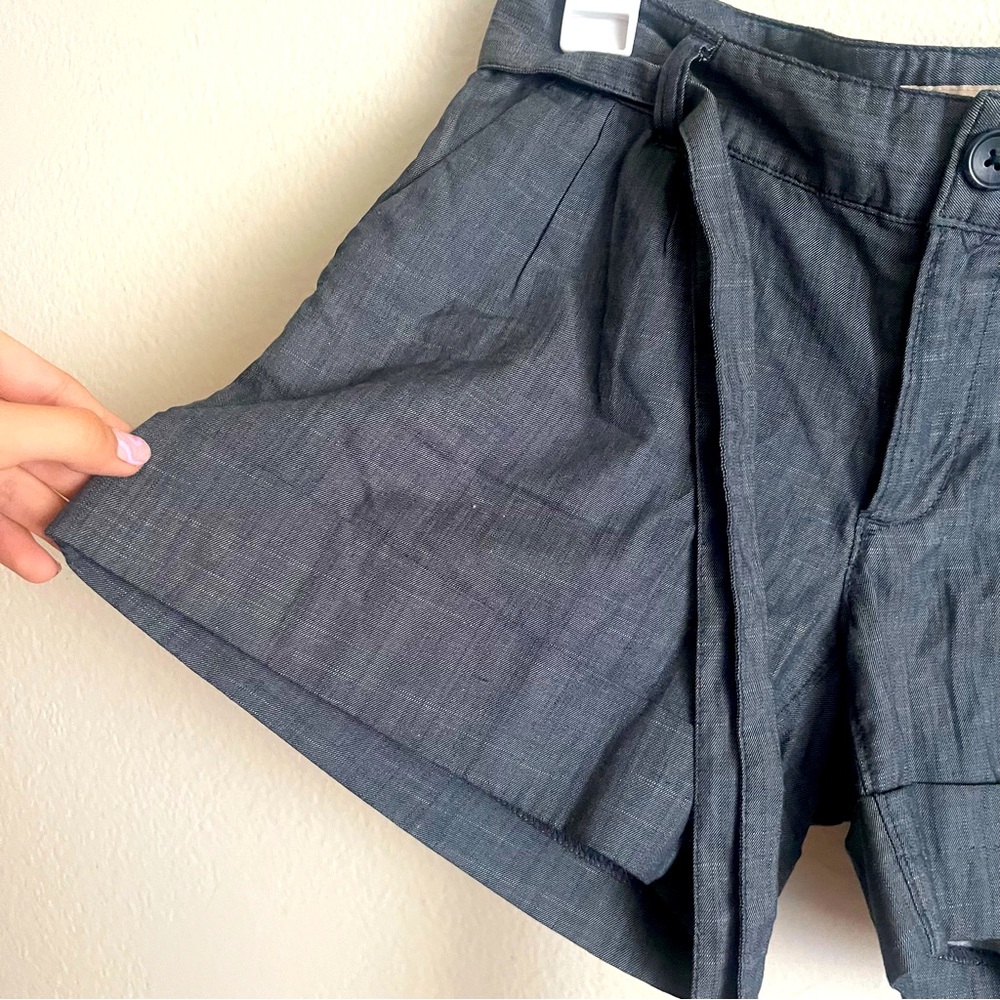 BANANA REPUBLIC Hampton Fit Chambray Shorts with STRAP, SIZE 2 PETITE NAVY BLUE - Picture 5 of 11